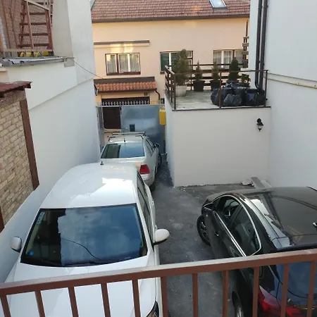 Gotiva Stari Grad Apartment